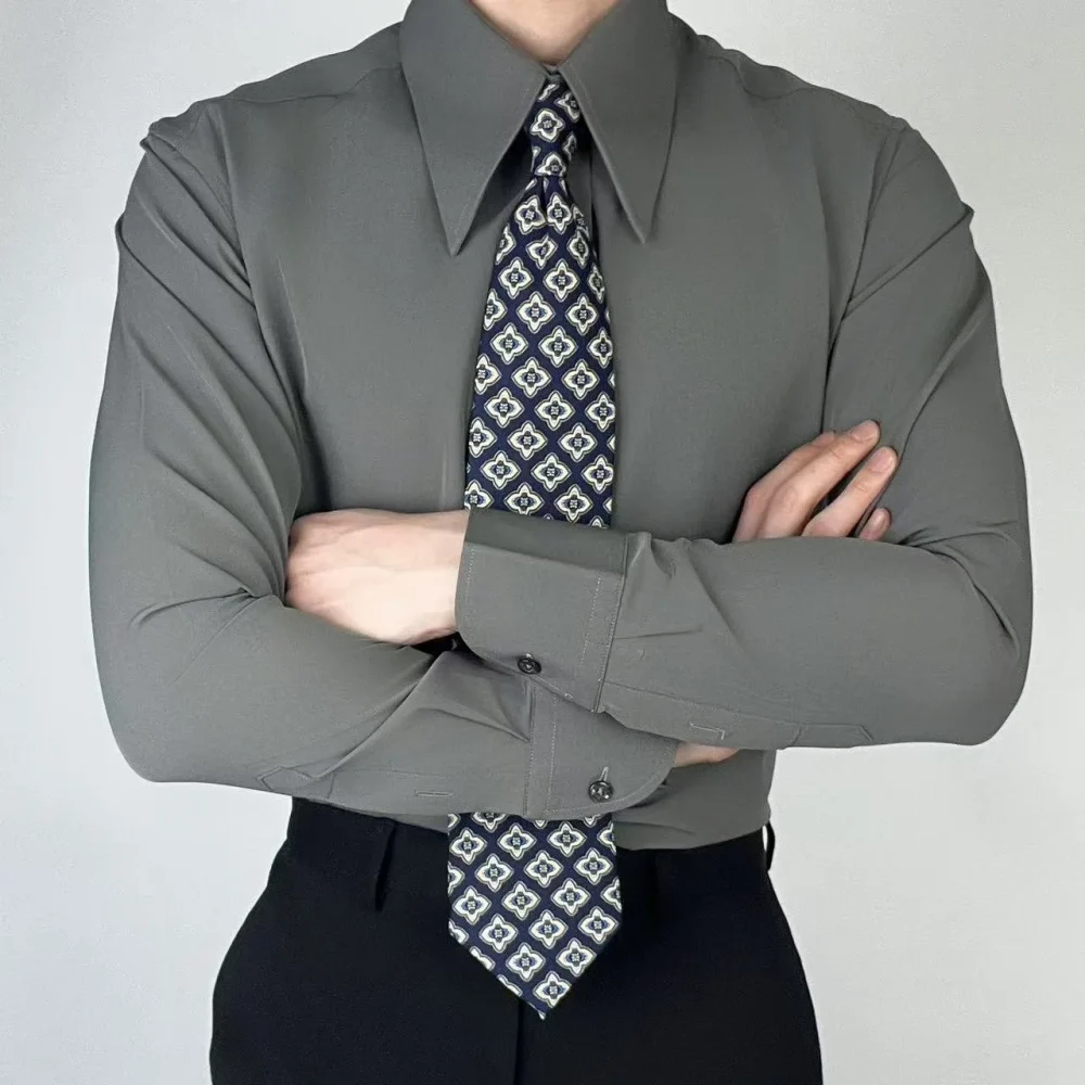 2025 Brand-New, Premium Lapel Men's Slim-Fit, Wrinkle-Free, Solid-Colored, Retro Gray Dress Shirt - Image 4