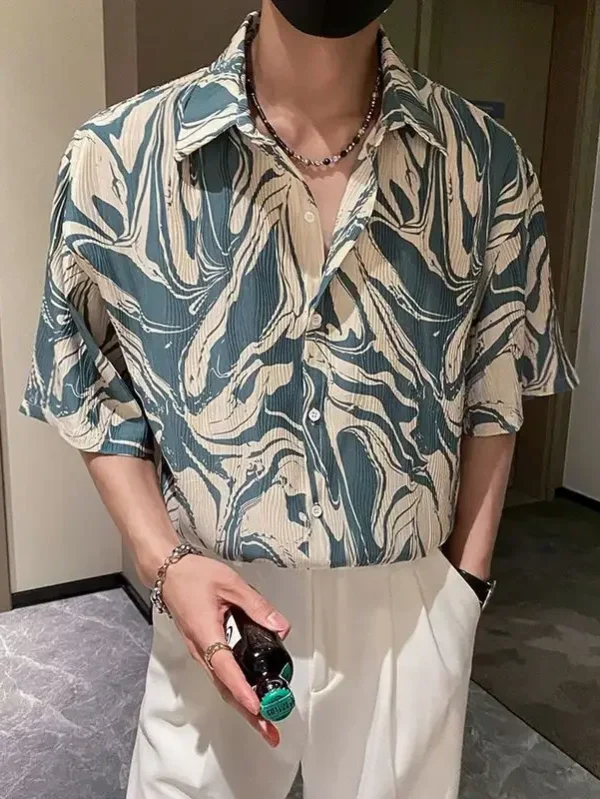 Japanese Summer Flower Shirt Made of Ice Silk for Men Men's 2023 New Thin Hawaiian Shirt with Short Sleeves, Casual, Harajuku, Oversized